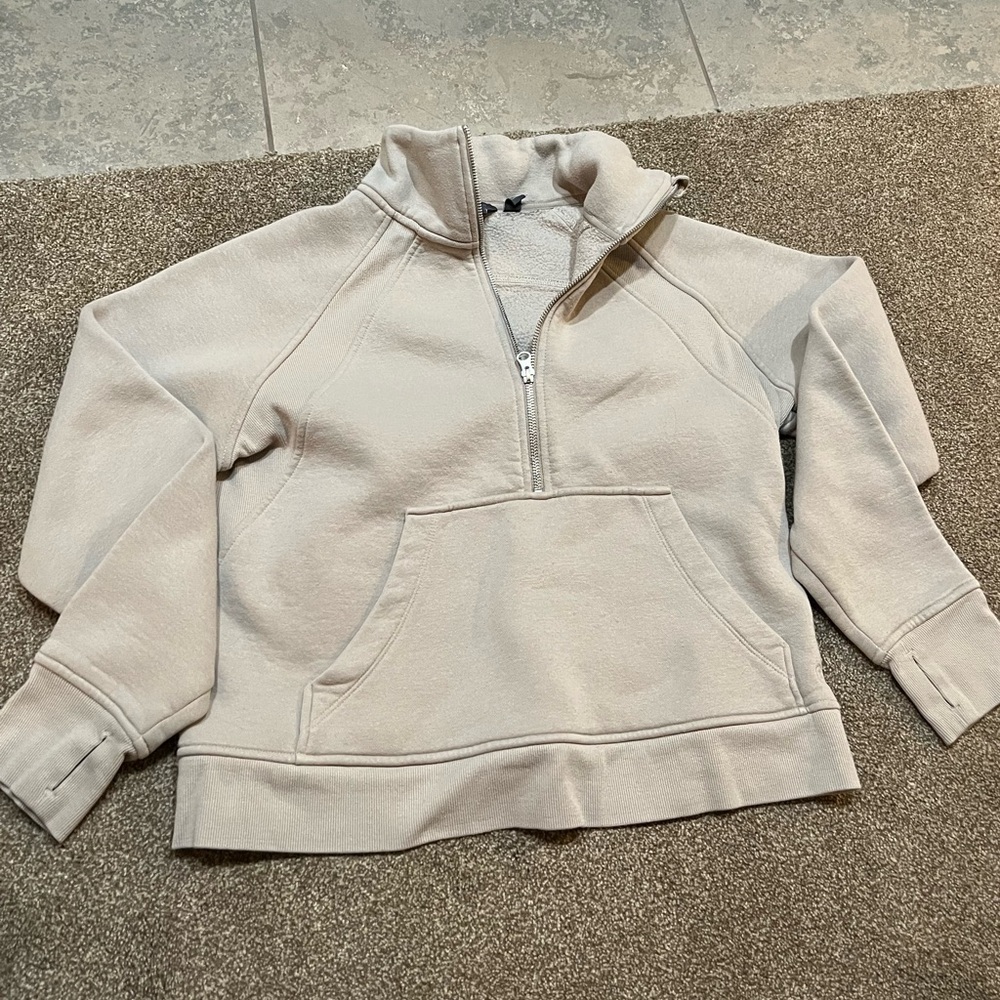 Danskin Tan/Cream Pullover